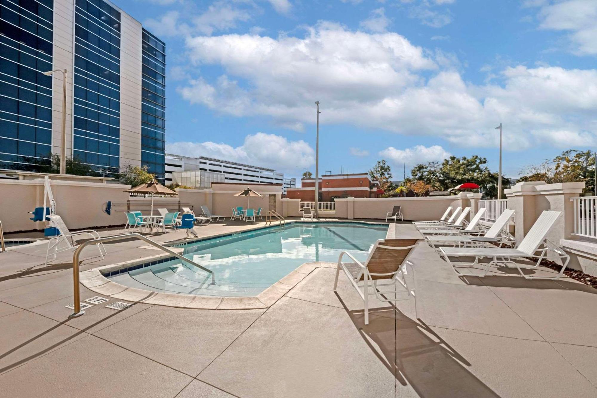Comfort Suites Downtown Orlando Extérieur photo